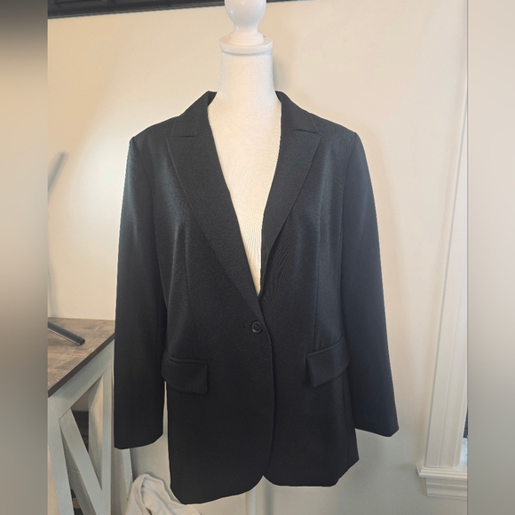 🤩Host Pick❤️Banana Republic Sculpted Stretch Black Blazer Women's Size 8P - Picture 3 of 9